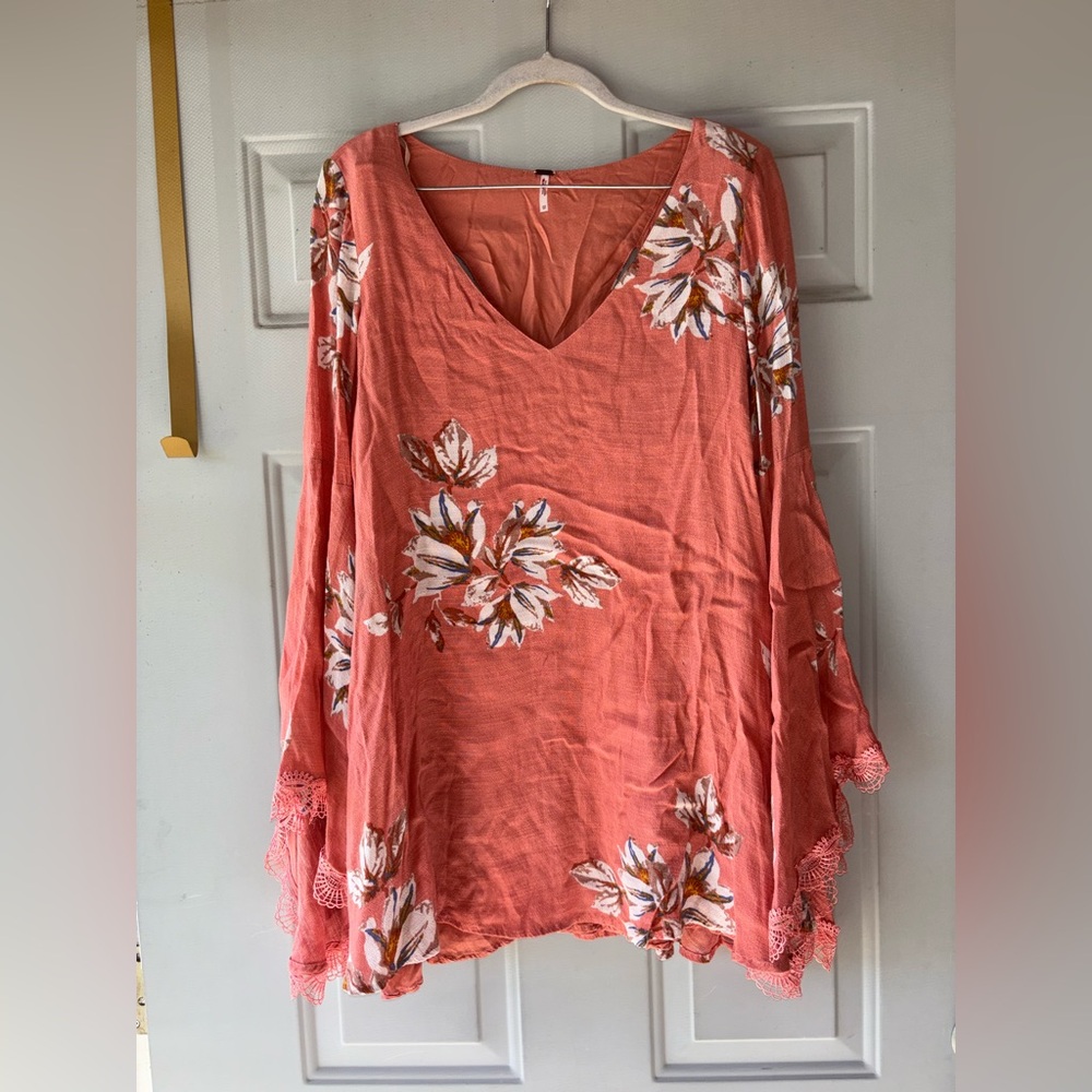 Free People orange floral bell sleeve top/dress size XS